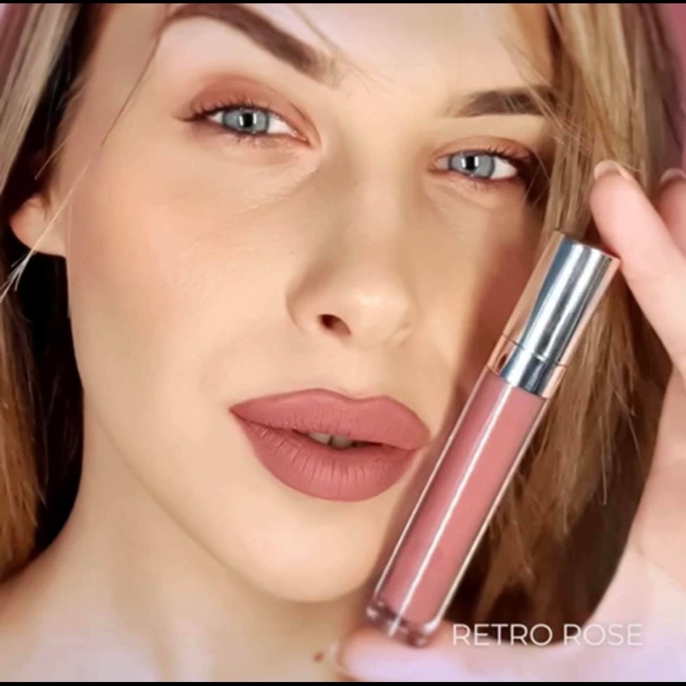 VFX Pro Matte Liquid Lipstick Retro Rose 01